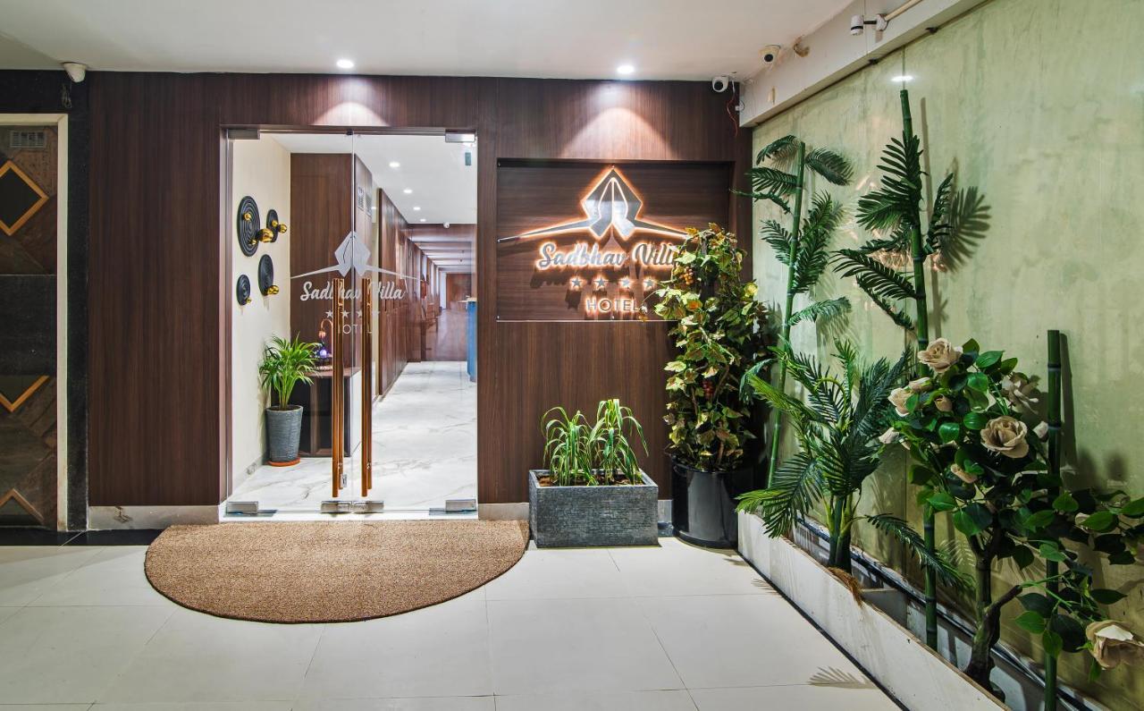 Hotel Sadbhav Villa Surat Zewnętrze zdjęcie