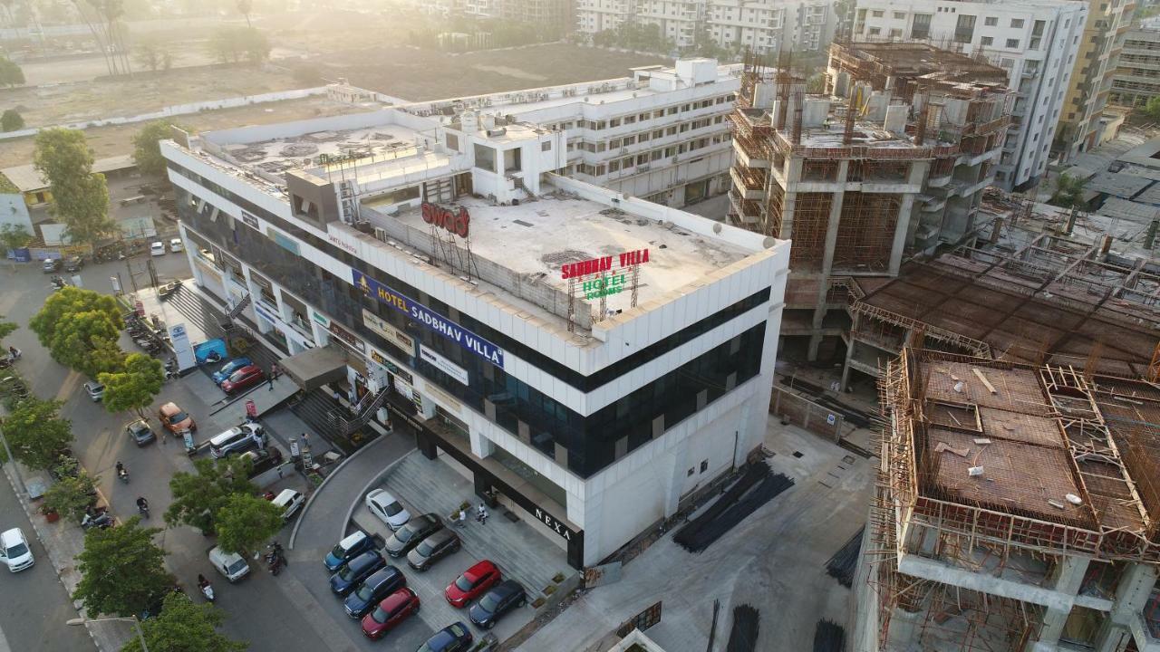 Hotel Sadbhav Villa Surat Zewnętrze zdjęcie