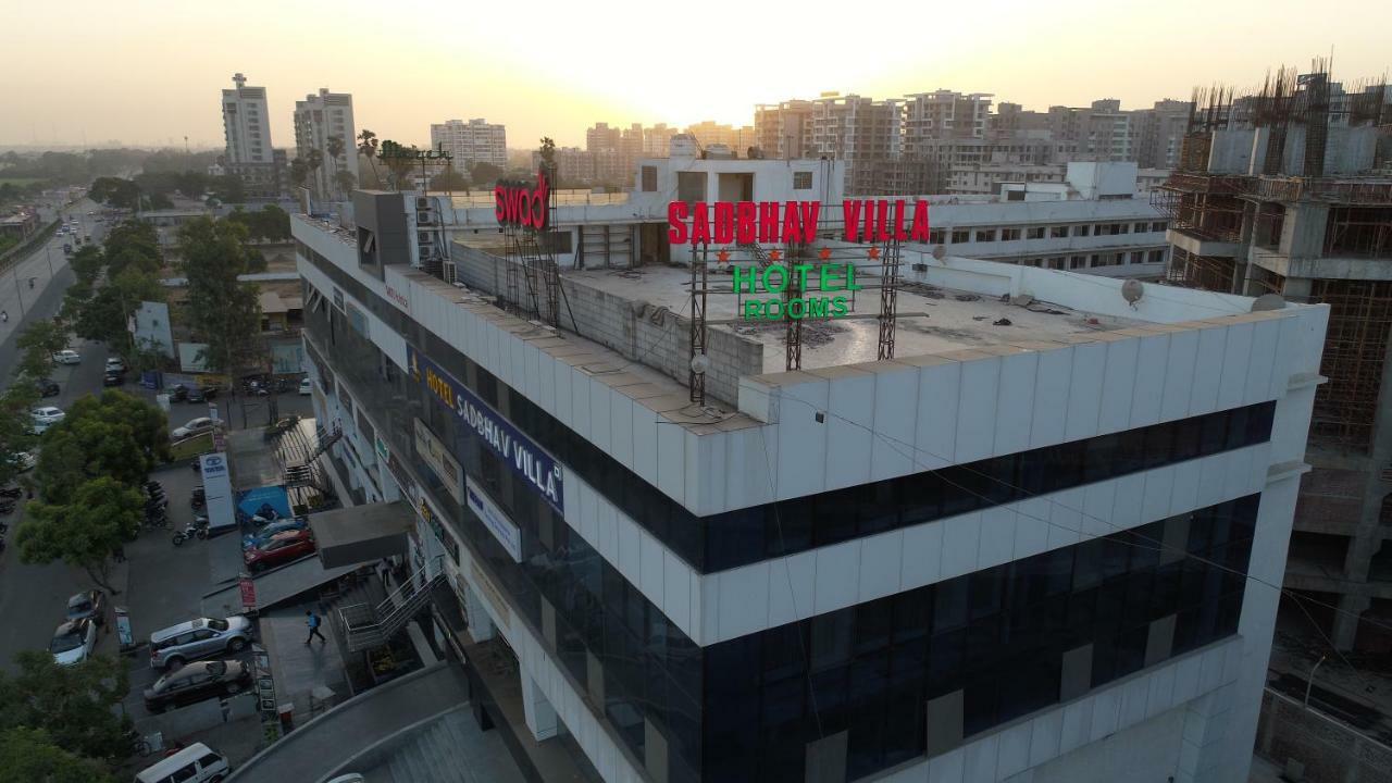 Hotel Sadbhav Villa Surat Zewnętrze zdjęcie